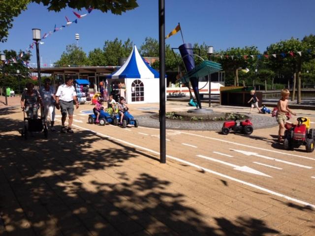Recreatie Centrum De Hollepoarte 2 Chalets87 มัคคุม ภายนอก รูปภาพ